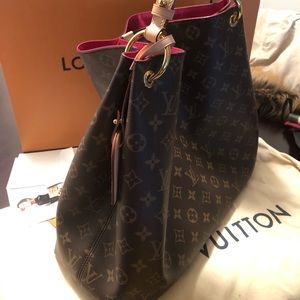Graceful MM Louis Purse! Dustbag included!